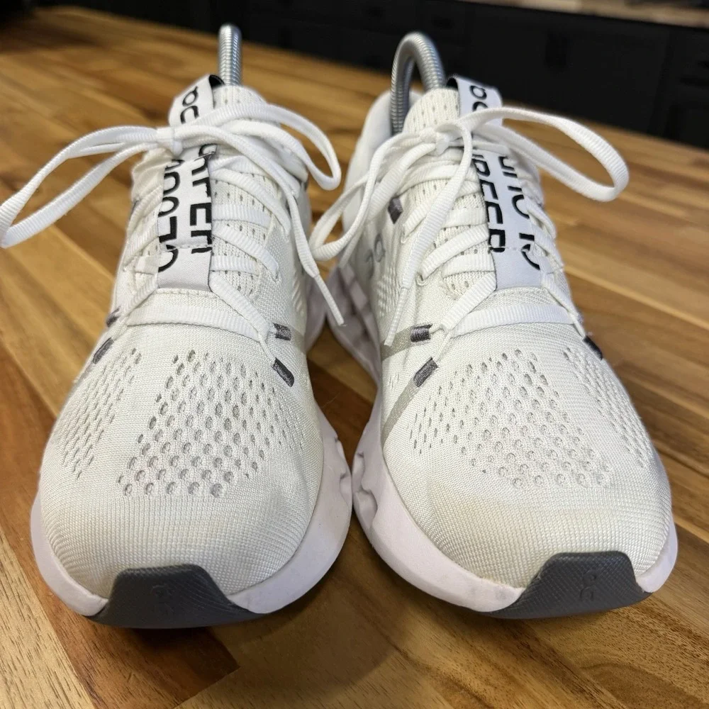On Cloudsurfer Womens Size 8 White Frost Athletic Running Walking Shoes Sneakers